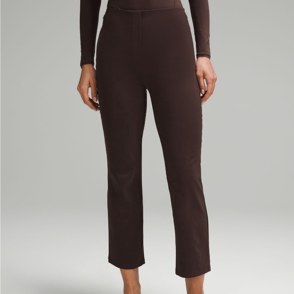 Smooth Fit Pull-On High-Rise Cropped Pant size 8